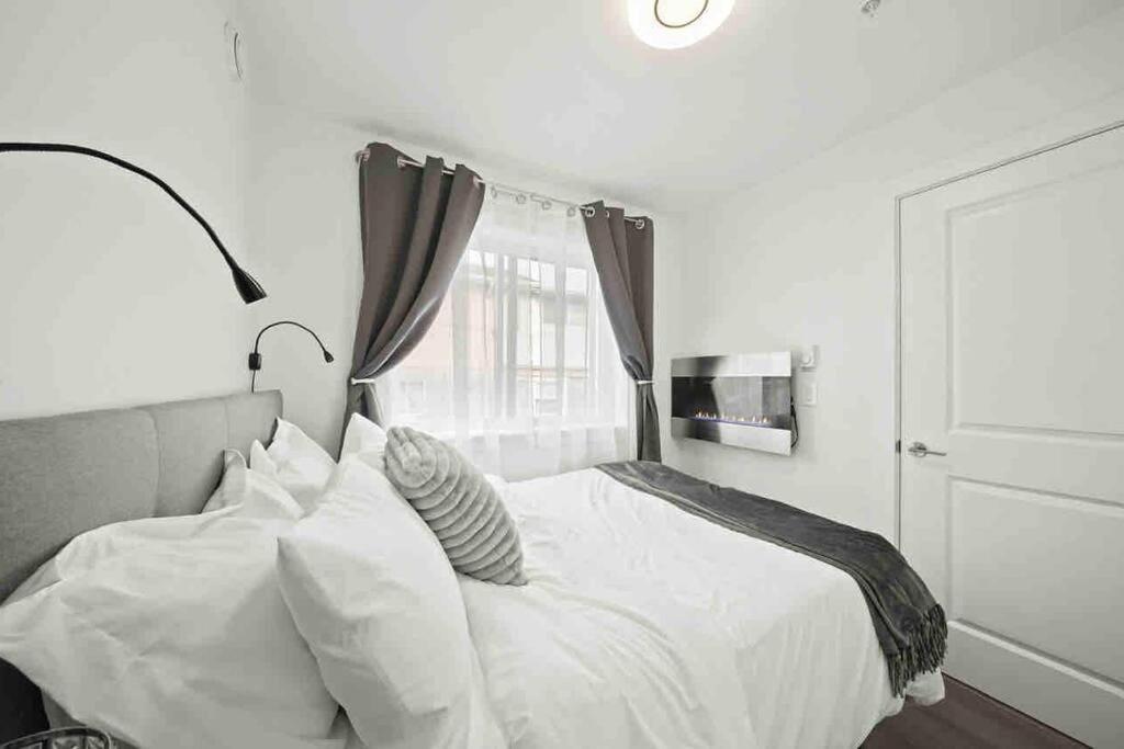 Entire New Cozy And Modern 2-Storey House Vancouver Dış mekan fotoğraf